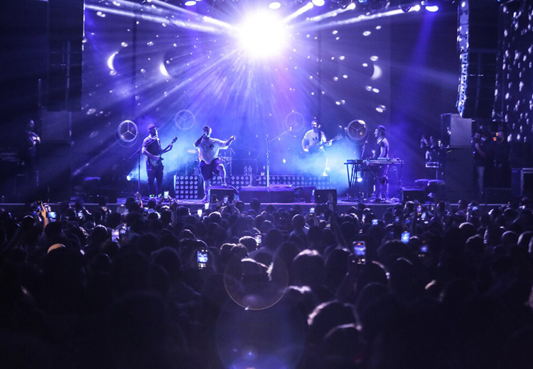 Beyoğlu’nun kültürel eğlence merkezi Fitaş Pasajı’na iki mekân açıldı