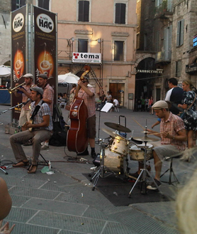 İtalyan ekonomisi için sıkıntılı ama İtalyan caz müzisyenleri için ise bereketli günler...