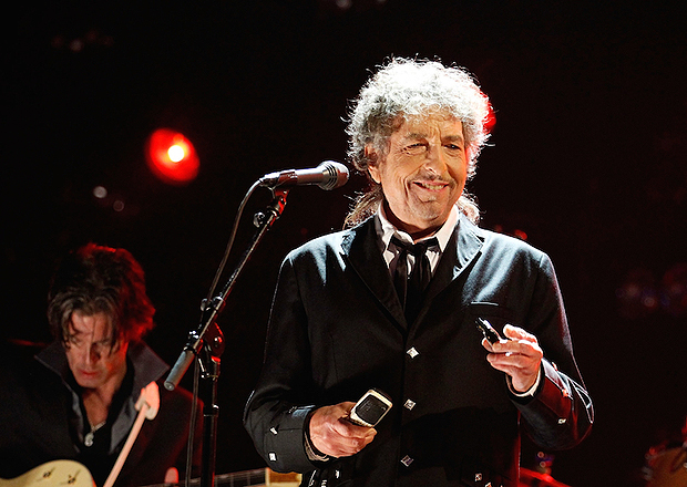 Bob Dylan`ın mart sonu çıkacak yeni albümü "Triplicate" cazseverleri de yakından ilgilendiriyor.
