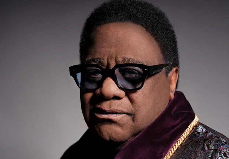 Kadife bir ses, çatallanan bir yol