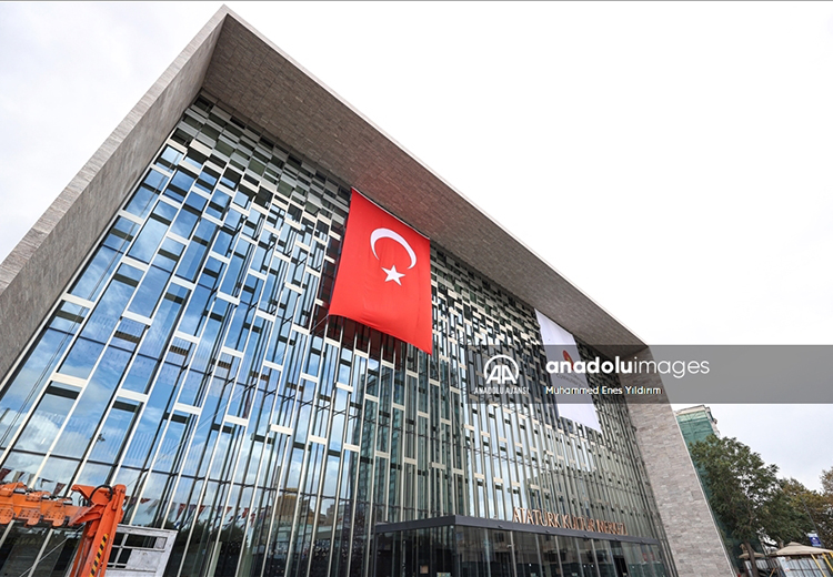 Taksim Atatürk Kültür Merkezi AKM 29 Ekimde açılıyor. AKM'nin son halinden fotolar yayında